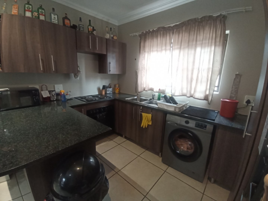 1 Bedroom Property for Sale in Bult West North West